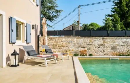 Location Maison 8 personnes à Tinjan - Photo 10