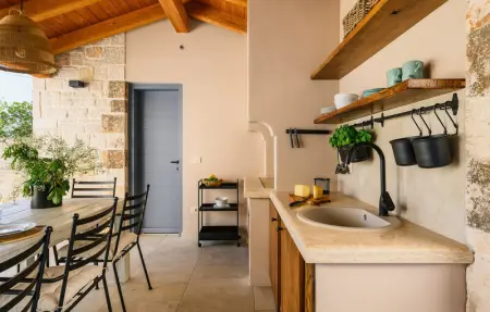 Location Maison 8 personnes à Tinjan - Photo 15