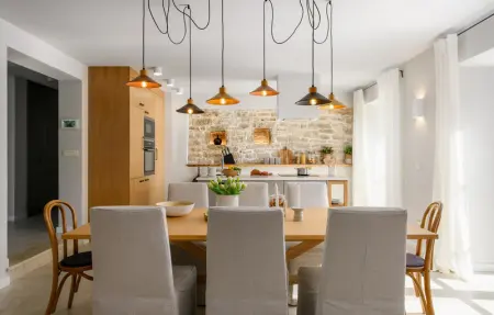 Location Maison 8 personnes à Tinjan - Photo 24