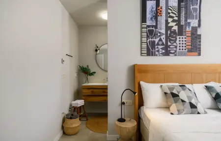 Location Maison 8 personnes à Tinjan - Photo 35