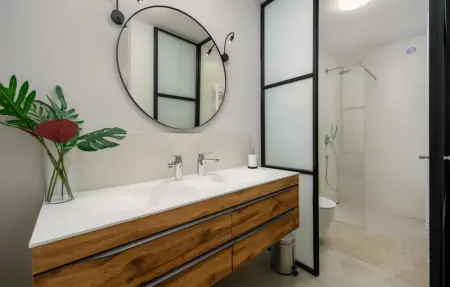 Location Maison 8 personnes à Tinjan - Photo 38