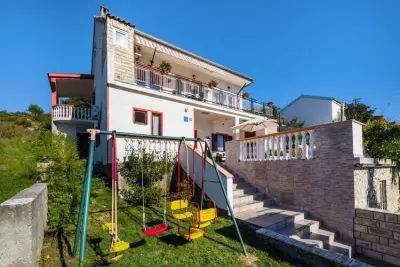 Maison à Jasenice, holiday home, Rovanjska-SD-95 FH, ca. 170 qm, für 12 Pers. - L829043