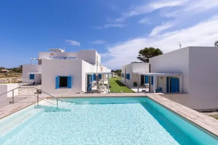 Plaia Resort 1, Maison de vacances rafraîchissante à Favignana avec piscine - Photo 12
