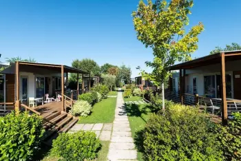 Sta-caravan in Lazise,Holiday resort Piani di Clodia, Lazise-MH Giulietta 6 pax IGS02357-MYL N°1027735