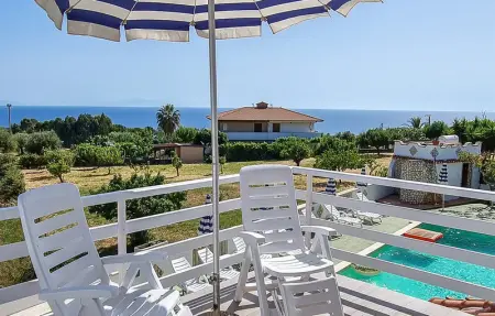 Location Maison 12 personnes à RICADI - Photo 4