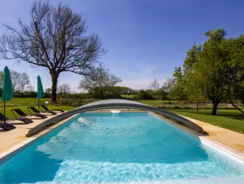 Appartement à Naussannes,Studio cosy avec piscine partagée et étang privé, proche Bergerac et sites touristiques du Périgord FR-1-616-207 N°879743