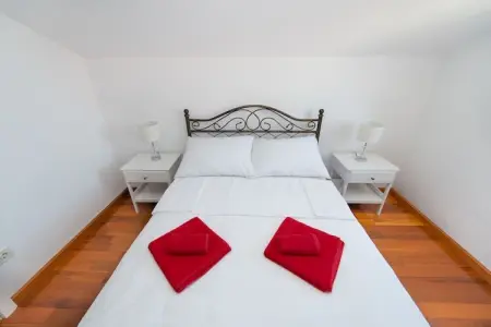 Apartment Nikola, Belle maison avec piscine et jacuzzi. Vue sur la mer ! - Photo 6