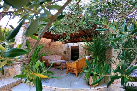 Apartment Nikola, Belle maison avec piscine et jacuzzi. Vue sur la mer ! - Photo 12