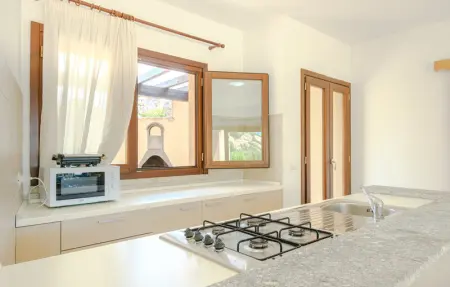 Location Maison 8 personnes à Trinità d'Agultu - Photo 7