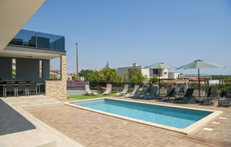 Location Maison 10 personnes à Liznjan - Photo 11