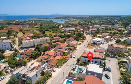 Location Maison 10 personnes à Liznjan - Photo 13