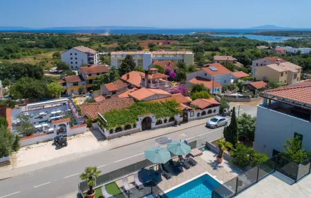 Location Maison 10 personnes à Liznjan - Photo 19