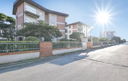 Location Appartement 4 personnes à Lido di Camaiore - Photo 5