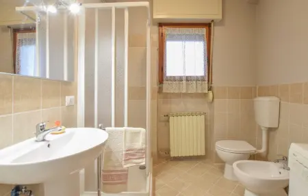 Location Appartement 4 personnes à Lido di Camaiore - Photo 9