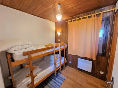 Chalet spacieux 18 pers. avec jardin, 7 chambres, cheminées, animaux admis - Saint-Michel-de-Chaillol - Photo 17