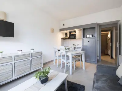 Appartement à Saint Lary Soulan, Studio rénové pour 4 pers. avec piscine, sauna et balcon à Saint-Lary-Soulan - L879827