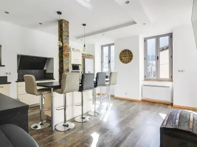 Appartement à Cauterets, Appartement T4, 2 sdb, 8 pers, Jardin, Local ski, Centre Cauterets - L879860