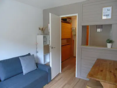 Appartement à Valfréjus, Charmant studio rénové, proche télécabine, balcon sud, animaux acceptés, draps inclus, casier à ski - L879913