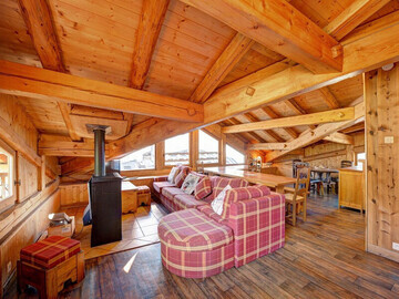 Location Chalet a La Plagne Montchavin Les Coches,Chalet montagnard 5 pièces avec wifi et parking au pied des pistes FR-1-329-67 N°830130