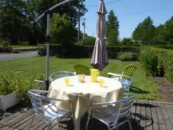 Gîte in La Chapelle aux Choux,Gîte Champêtre avec Piscine Chauffée, Cheminée, et Terrasse en Plein Sud FR-1-410-131 N°830133