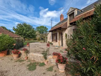 Gite à Nohant Vic,Gîte familial près de Nohant avec jardin, cheminée, garage et WIFI gratuit FR-1-591-94 N°830182