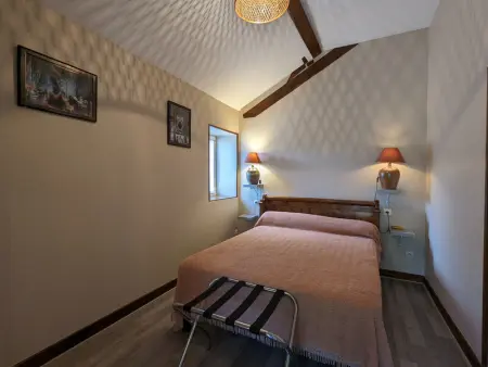 Gîte familial près de Nohant avec jardin, cheminée, garage et WIFI gratuit - Photo 8