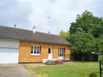 Gite à Montipouret,Charmante maison rénovée avec jardins à Berry - Proche de Châteauroux et La Châtre FR-1-591-190 N°830214