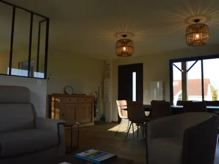 Maison éco-responsable avec terrasse, jardin privé et aménagement fauteuil roulant à Pouligny-Saint-Martin - Photo 2