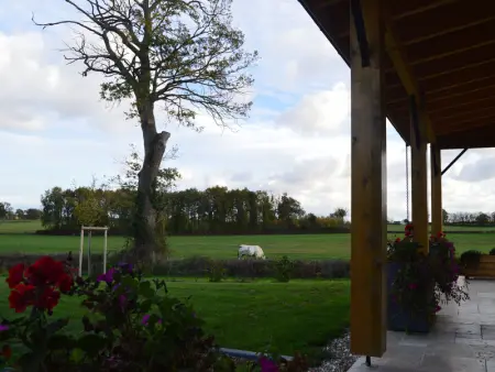 Maison éco-responsable avec terrasse, jardin privé et aménagement fauteuil roulant à Pouligny-Saint-Martin - Photo 4