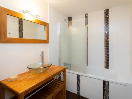 Gîte familial près de Nancy avec grand jardin, spa, salle de jeux, et équipements pêche - Photo 12