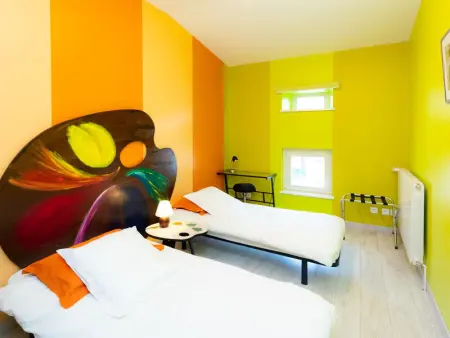 Gîte familial près de Nancy avec grand jardin, spa, salle de jeux, et équipements pêche - Photo 13