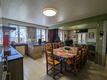 Gîte spacieux en ancienne ferme rénovée, idéal pour familles et amis – proche randos et sites touristiques - Photo 1