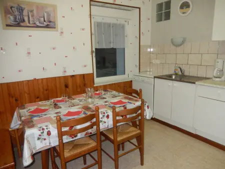 Gîte en pleine nature, proche de La Bresse avec activités familiales, terrasse et poêle à bois - Photo 4