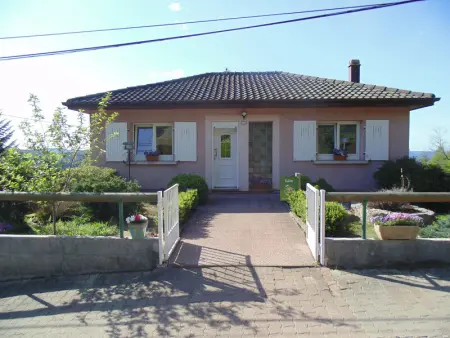 Casa rural en Anould,Pavillon au calme avec cheminée près de Gérardmer, Wi-Fi, terrasses et garage FR-1-589-75 N°830330