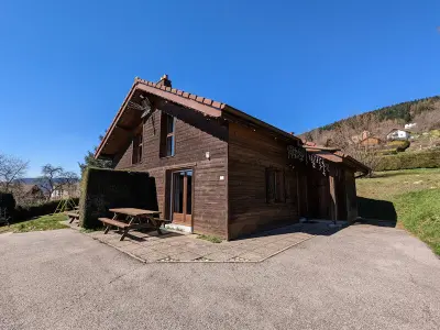 Casa rural en Gérardmer,Chalet convivial à Gérardmer avec cheminée, proche du lac et des pistes, idéal famille et rando FR-1-589-95 N°830339