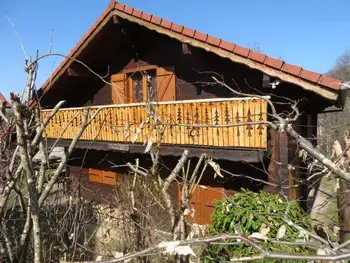 Cottage in Le Tholy,Chalet spacieux près de Gérardmer avec terrasse, verger et activités montagne
 FR-1-589-121 N°830352