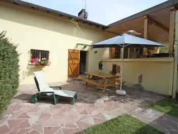 Gite à Granges Aumontzey Granges sur Vologne,Appartement Coloré et Confortable avec Terrasse Privative - 2 Chambres, Billard, et Wifi FR-1-589-122 N°830353