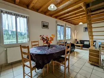 Casa rural en Gérardmer,Gîte Confortable en Pleine Nature avec Cheminée et Accès Direct aux Sentiers, Proche Gérardmer et Lac FR-1-589-124 N°830355