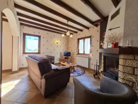 Maison tranquille avec cheminée près de Gérardmer - Photo 1