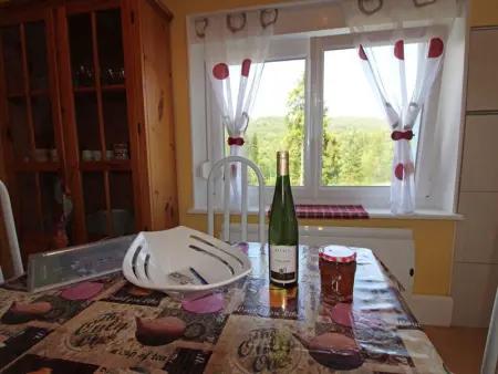 Gîte Confortable en Pleine Forêt avec Étang, Idéal pour Familles et Amis - Photo 7