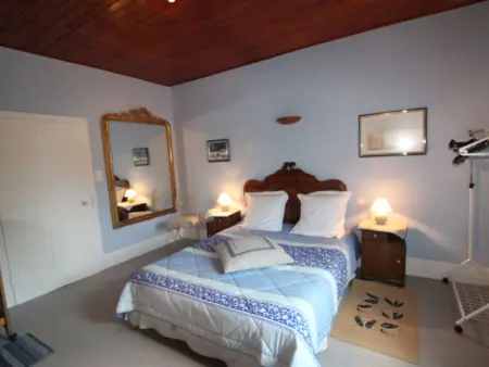 Gîte Confortable en Pleine Forêt avec Étang, Idéal pour Familles et Amis - Photo 15