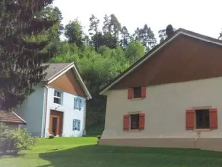 Gîte Confortable en Pleine Forêt avec Étang, Idéal pour Familles et Amis - Photo 16