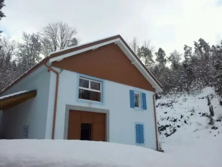 Gîte Confortable en Pleine Forêt avec Étang, Idéal pour Familles et Amis - Photo 19