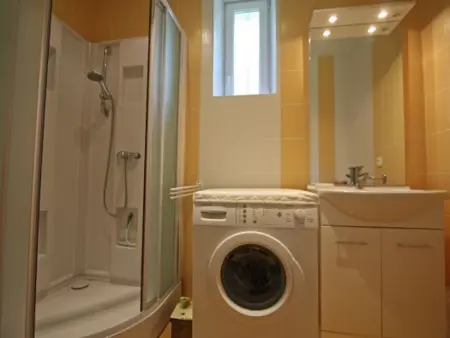 Gîte Confortable en Pleine Forêt avec Étang, Idéal pour Familles et Amis - Photo 20