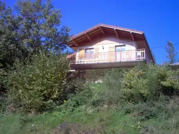 Cottage in Rochesson,Chalet spacieux à Rochesson, près de Gérardmer, avec garage, cheminée, WIFI et équipements complets FR-1-589-167 N°830376