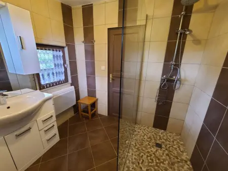 Gîte confortable à Plombières-les-Bains, proche thermes, nature et ski - Photo 16