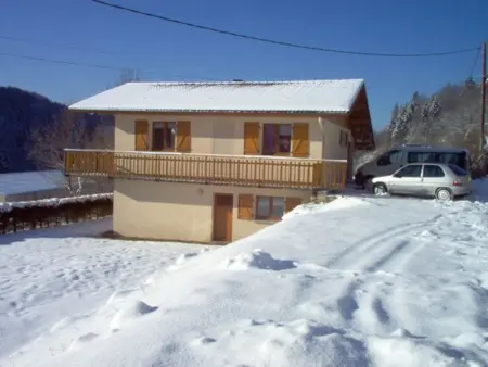 Chalet confortable 3 chambres, proche Gérardmer, avec garage, balcon et équipements bébé. - Photo 5