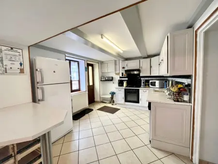 Gîte authentique avec terrasse couverte, 16 km de Gérardmer, 4 chambres, équipement bébé, Wi-Fi inclus - Photo 1