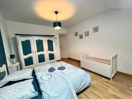 Gîte authentique avec terrasse couverte, 16 km de Gérardmer, 4 chambres, équipement bébé, Wi-Fi inclus - Photo 8