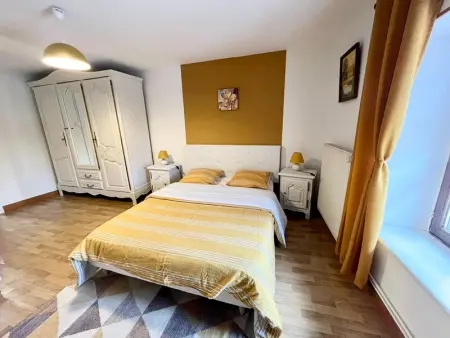 Gîte authentique avec terrasse couverte, 16 km de Gérardmer, 4 chambres, équipement bébé, Wi-Fi inclus - Photo 10